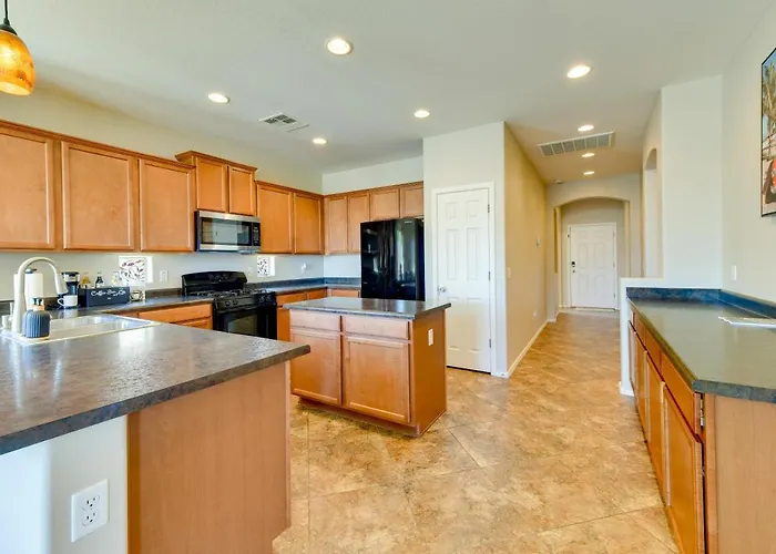 Near Parks & Golf: W/ Covered Patio!