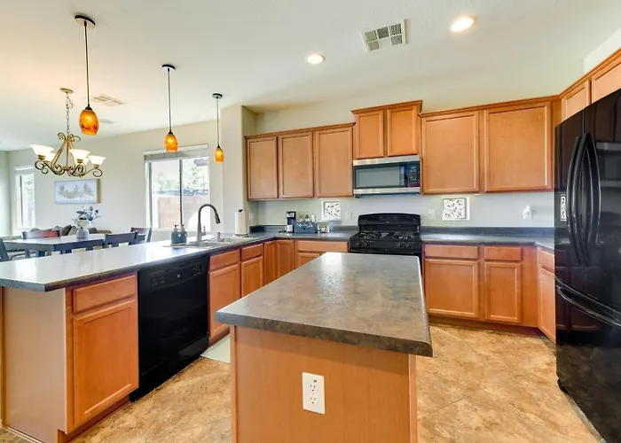 Hébergement de vacances Near Parks & Golf: W/ Covered Patio!