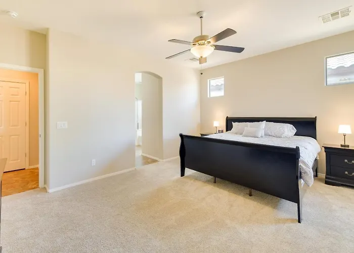 Near Parks & Golf: W/ Covered Patio! Hébergement de vacances